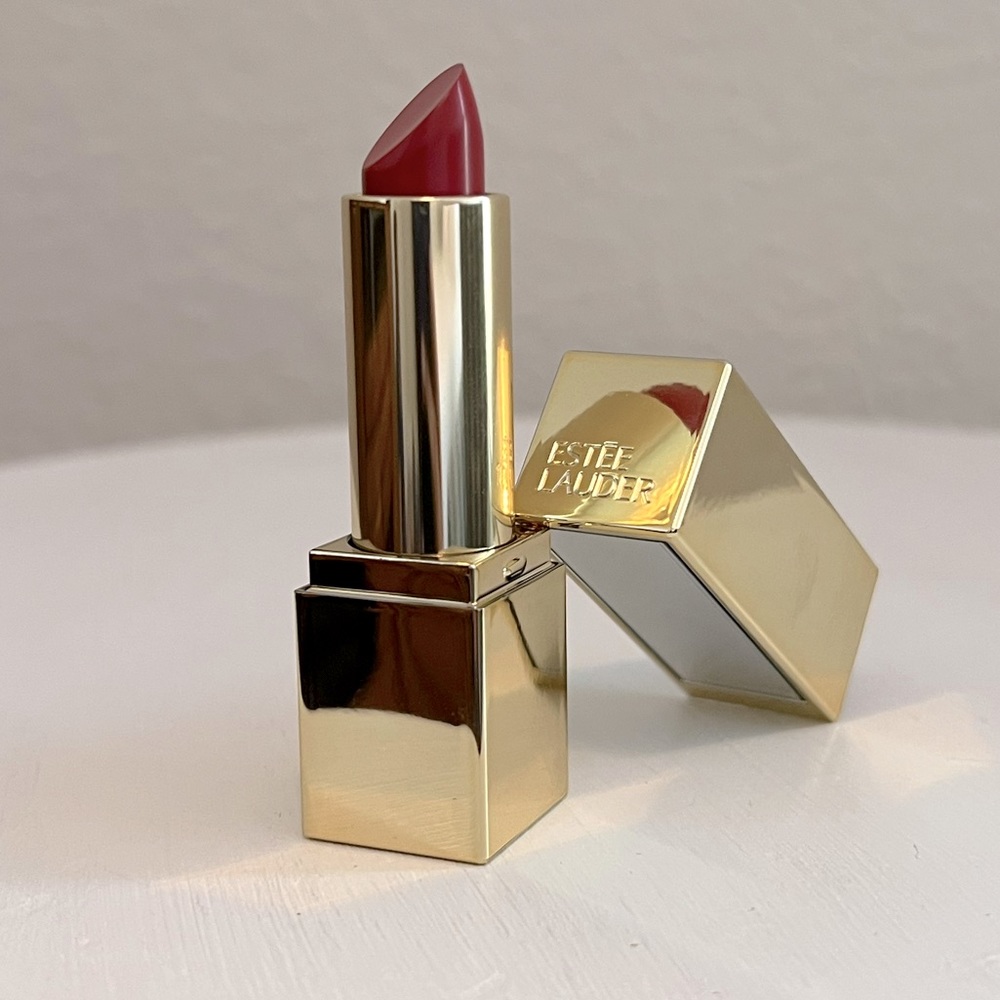 New! Estée Lauder Pure Color Envy Sculpting Lipstick Color: Envious